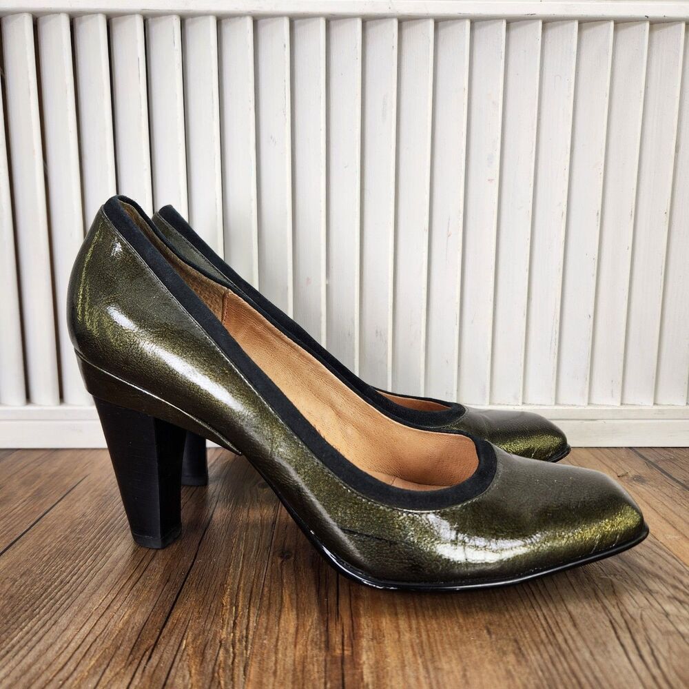 Sofft Metallic Forest Green Pumps Womens Size 9 M Leather Square Toe Heels Shoes